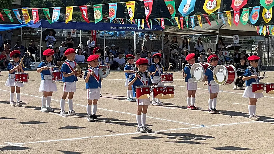 やちよ保育園 なかよし運動会 マーチングの様子